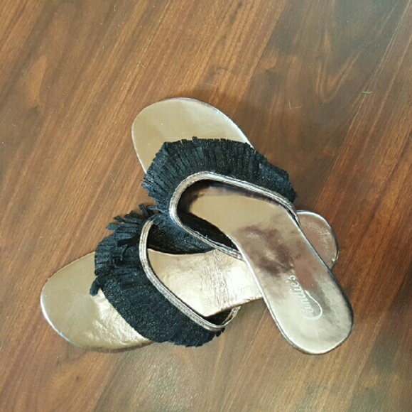 NWOT Candies sandals