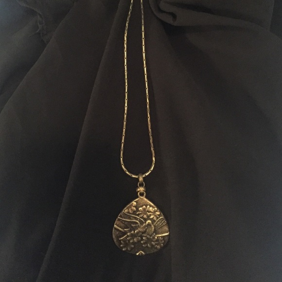 Gold vintage necklace