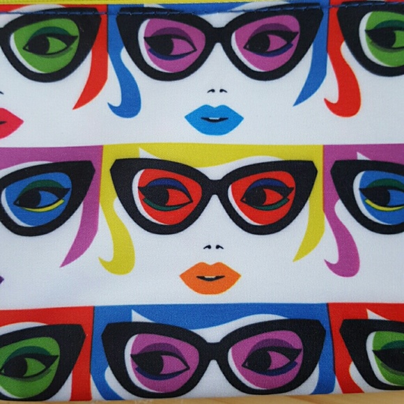 Makeup bag