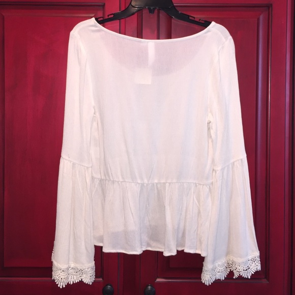 Cream blouse - Picture 2 of 4