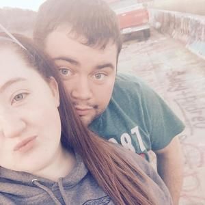 Meet your Posher, Halie