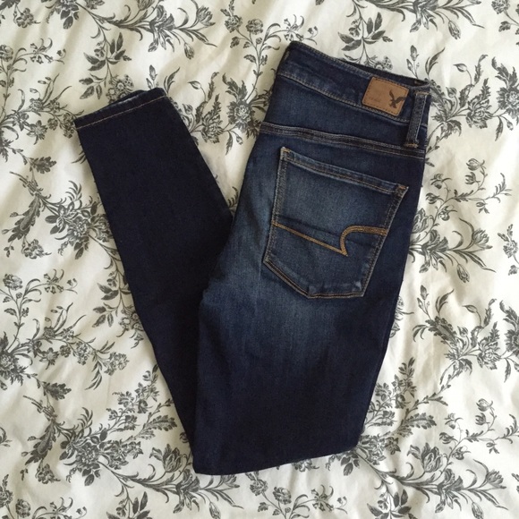 American Eagle Dark Rinse Skinny Jeans