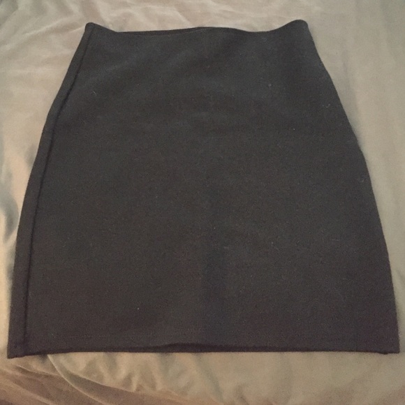 Cute A&F black short pencil skirt