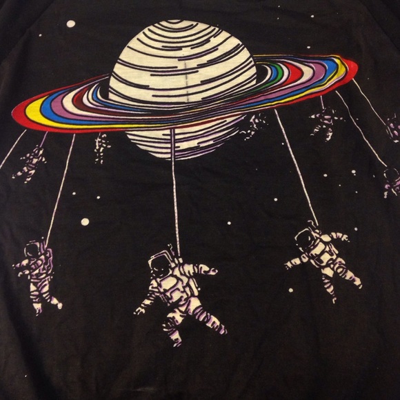 SOLD ON MERCARII - Picture 2 of 2