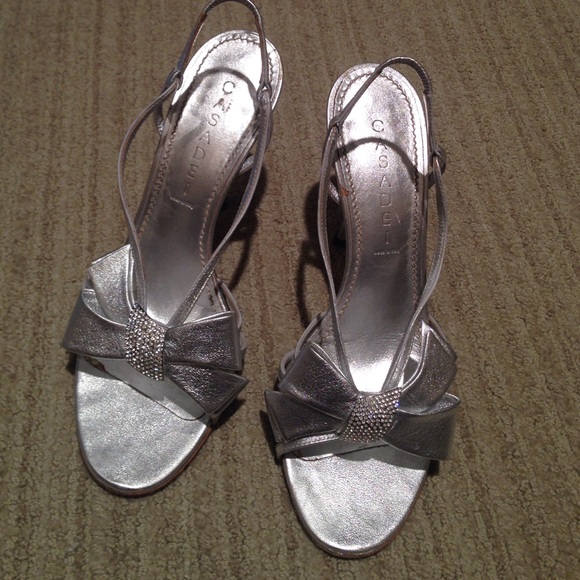 Elegant silver Casadei Italian sandals authentic!