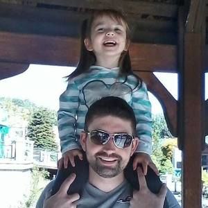 Meet your Posher, Adam