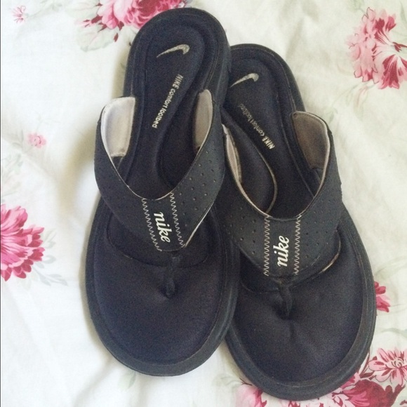 Nike Flip Flops