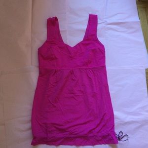 Fuchsia Lululemon top