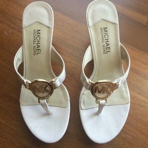 Micheal Kors MK ivory & gold wedges