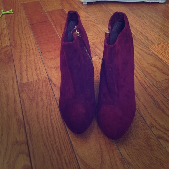 Forever 21 Suede booties