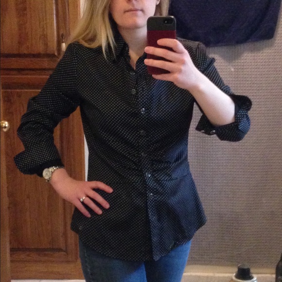 NY&Co dressy button down shirt- black and white