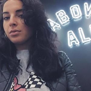 Meet your Posher, Alexandria