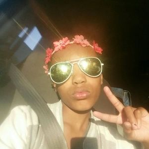 Meet your Posher, Mikah