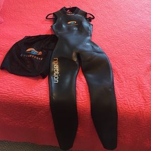 Women's wet suit