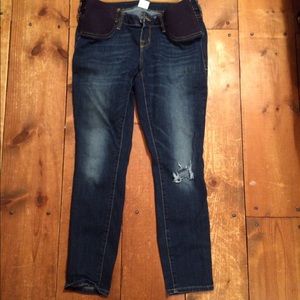 Skinny maternity jeans
