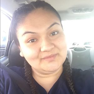 Meet your Posher, Elena