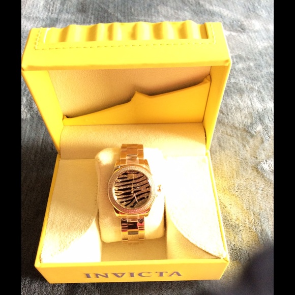 Authentic New Invicta 1.23Ct Genuine Diamond Watch