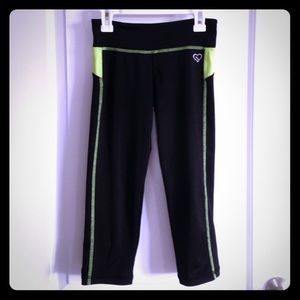 XS Aeropostale Yoga Workout Capris