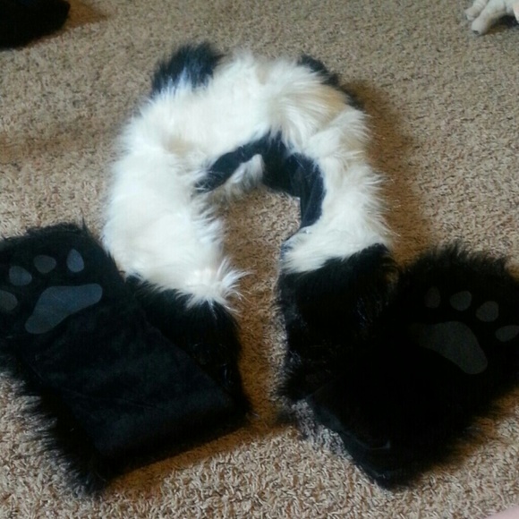 *BOGO* Fuzzy panda bear hat