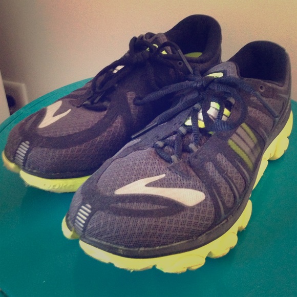 Brooks running sneakers