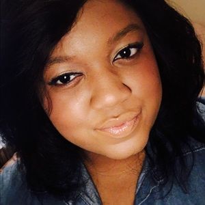 Meet your Posher, Brianna