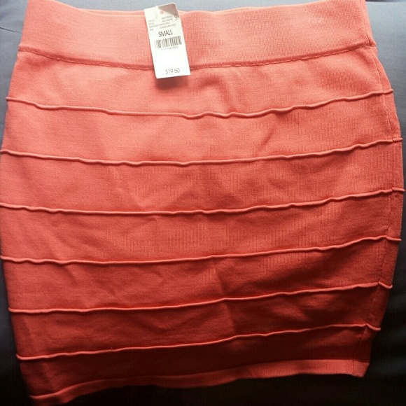 Wet seal pink peach stretch mini skirt sz s