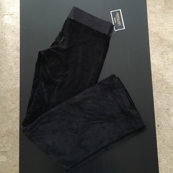 Brand new juicy pants!!!  Black color.