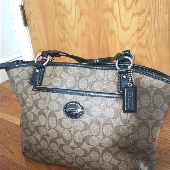 Coach signature tote