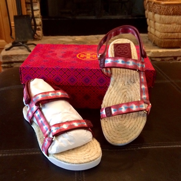 NWT Tory Burch Espadrille Sandals in Size 7