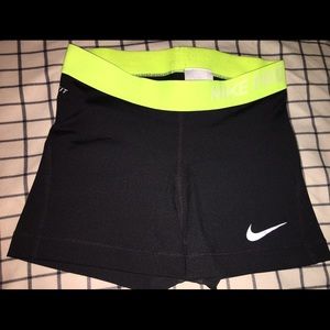 Nike Pro 7" shorts for women size S