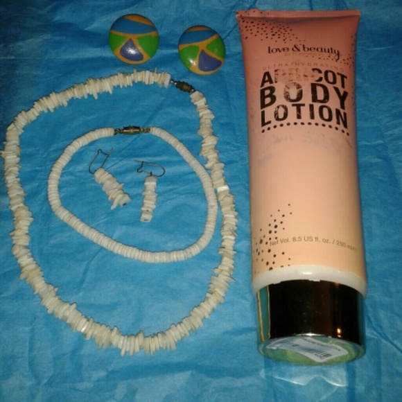 Shell Necklace & Bracelet,Earrings,Body Lotion