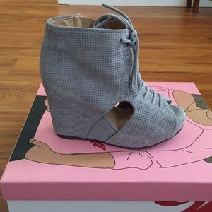 Jeffrey Campbell Gray Wedges