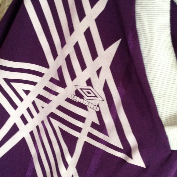 Umbro soccer shirt - Picture 2 of 3
