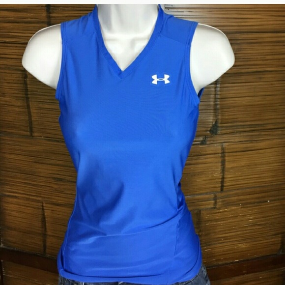 Under Armour women top