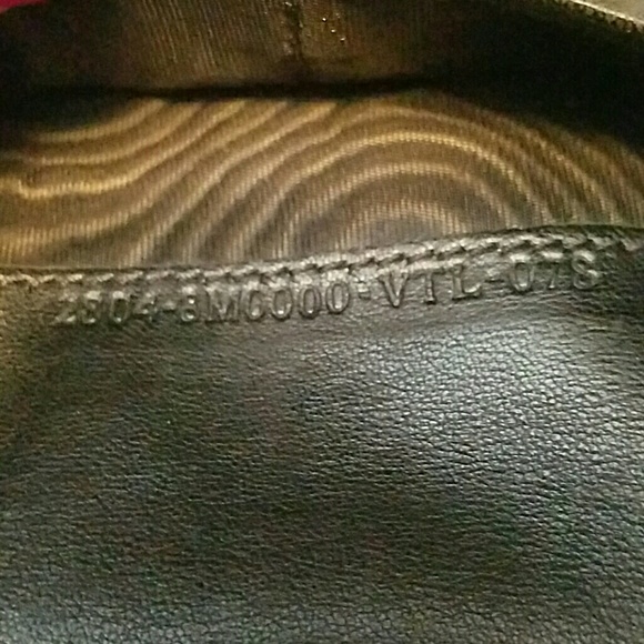 👛💯AUTHENTIC FENDI WALLET👛 - Picture 2 of 4