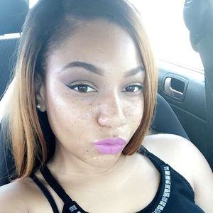 Meet your Posher, Riyon