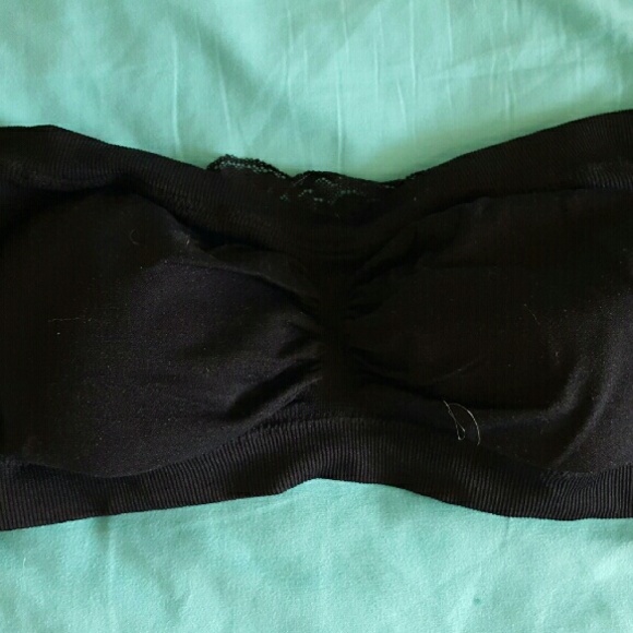 Padded black lace bandeau