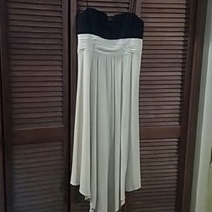 Laundry by Shelli Segal Strapless dress