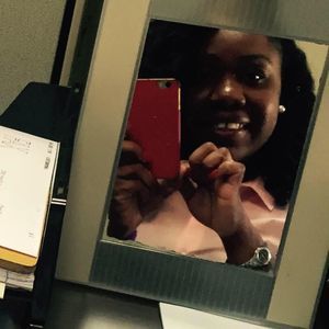 Meet your Posher, Keyee