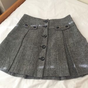 Wool blend short skirt with buttons