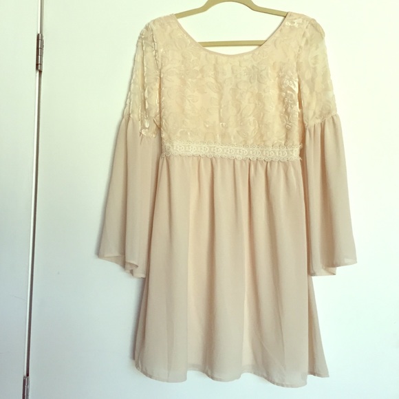 ✳️sold✳️cream dress with velvet and bell sleeves