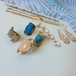 Bunch of accessories