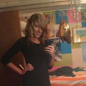 Meet your Posher, Ashleigh