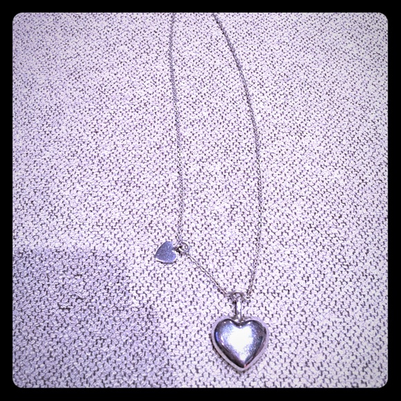 Dior heart necklace