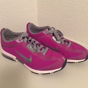 Nike shoes size 7.5