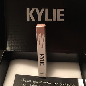 Kylie Jenner "So Cute" Gloss
