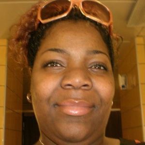 Meet your Posher, Jenine