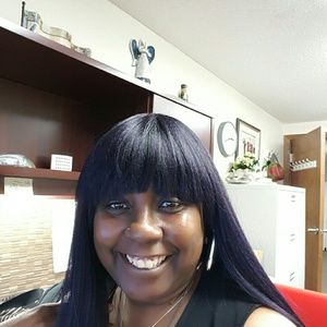 Meet your Posher, Annie