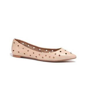 Madewell the holepunch pointy skimmer flats. 5.5