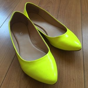 ALDO Neon Yellow Patent Leather Flats US 9/EU 39